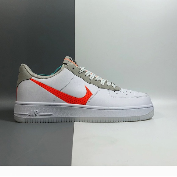 Nike Air Force 1 07 LV8 ‘Orange Swoosh’ Toddler Sneakers, Size 1.5Y - Picture 10 of 10